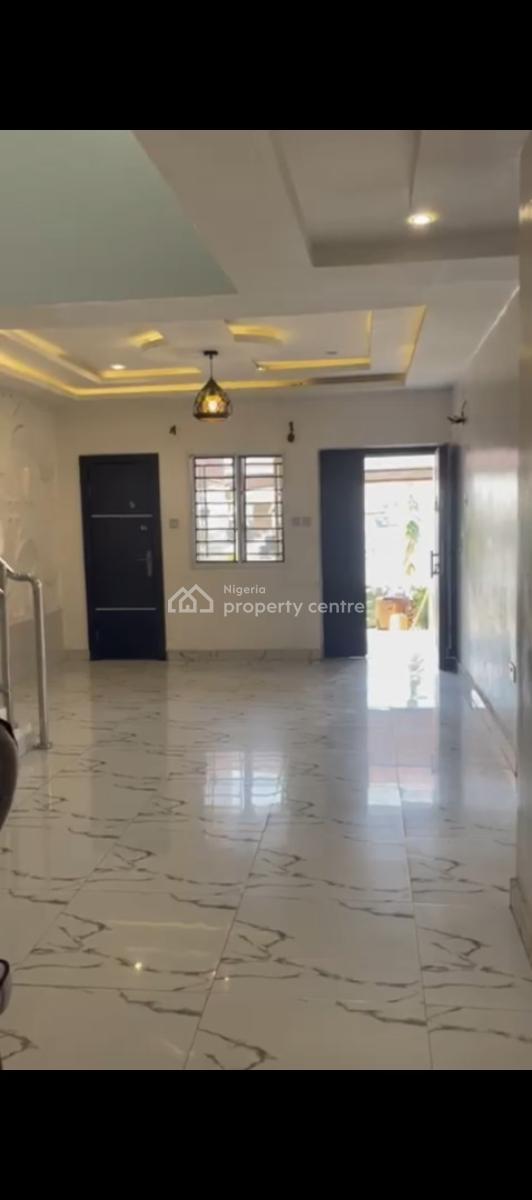 Spacious 4 Bedrooms Terraced Serviced Duplex, Paradise 3 Estate Chevron Drive, Lekki, Lagos, Terraced Duplex for Rent