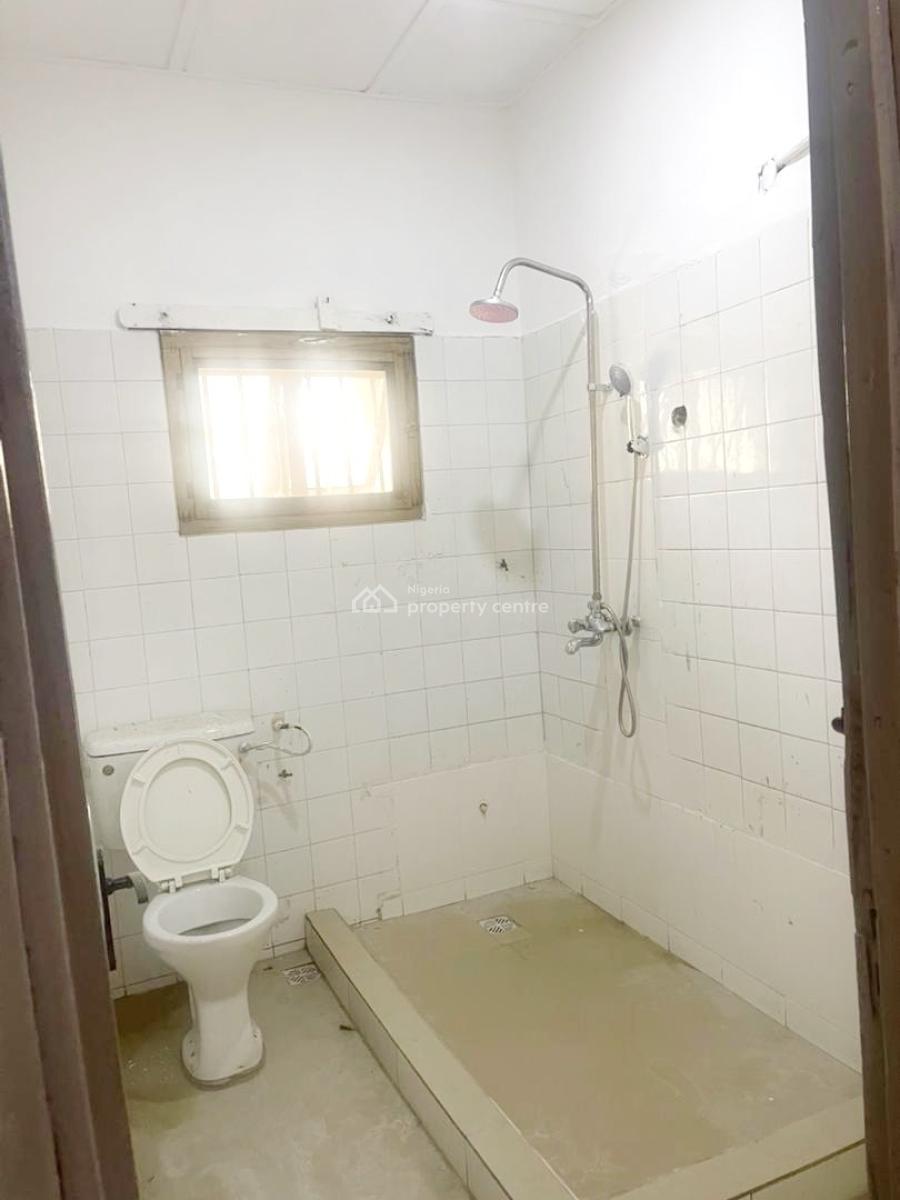Luxury 3 Bedroom Flat, Gra Phase 1, Magodo, Lagos, Flat / Apartment for Rent