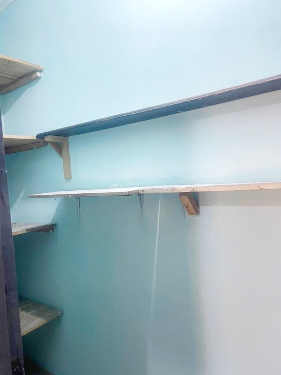 Luxury 3 Bedroom Flat, Gra Phase 1, Magodo, Lagos, Flat / Apartment for Rent