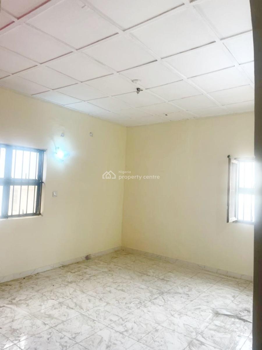 Luxury 3 Bedroom Flat, Gra Phase 1, Magodo, Lagos, Flat / Apartment for Rent