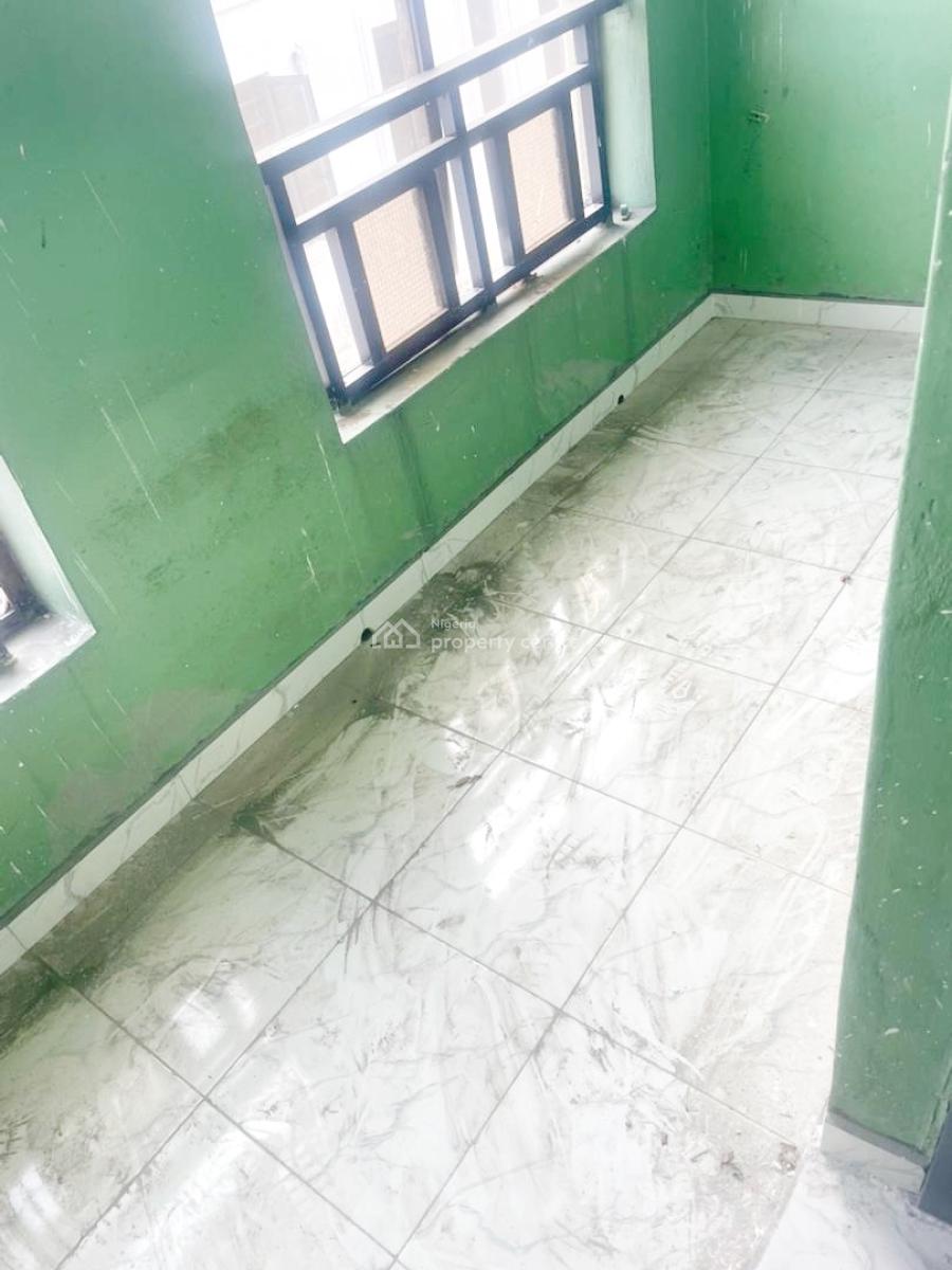 Luxury 3 Bedroom Flat, Gra Phase 1, Magodo, Lagos, Flat / Apartment for Rent