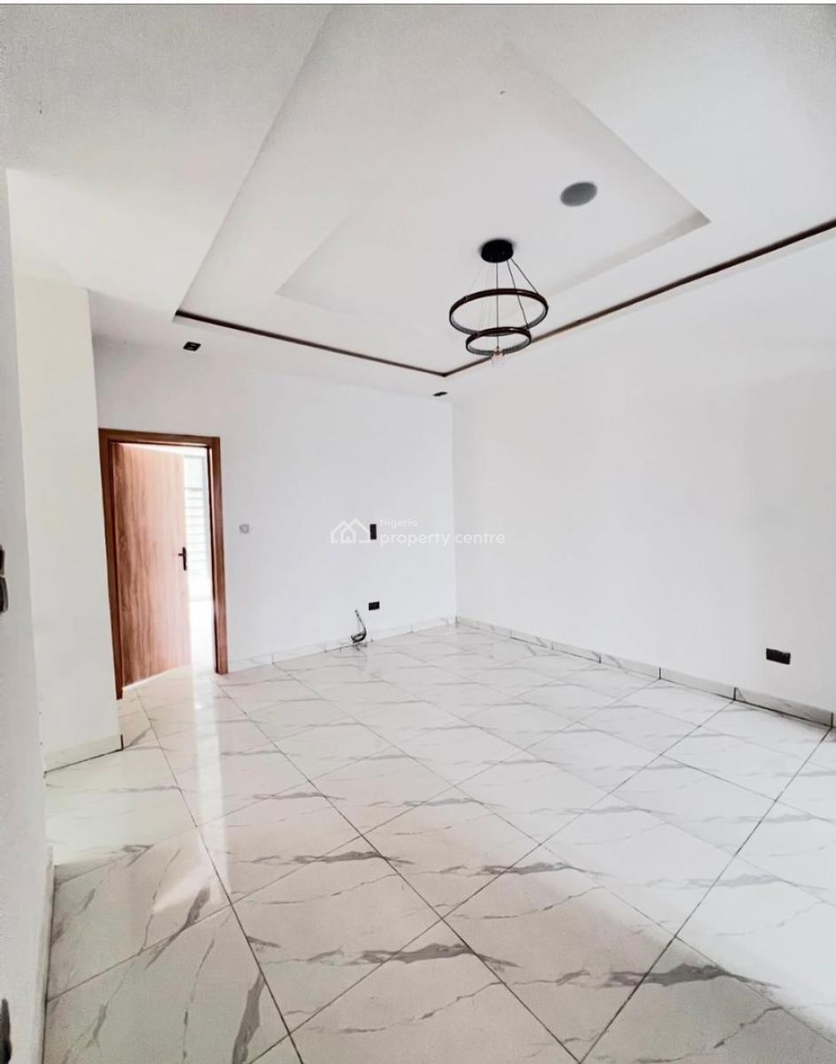 Spacious Semi-master Bedroom, Orchid Road,dpk Estate, Lekki, Lagos, Flat / Apartment for Rent