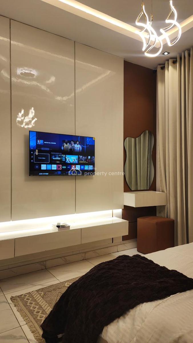 Luxury 2 Bedroom Apartment with Housekeeping and Swimming Pool, Ikate, Lekki, Lagos, Flat / Apartment Short Let