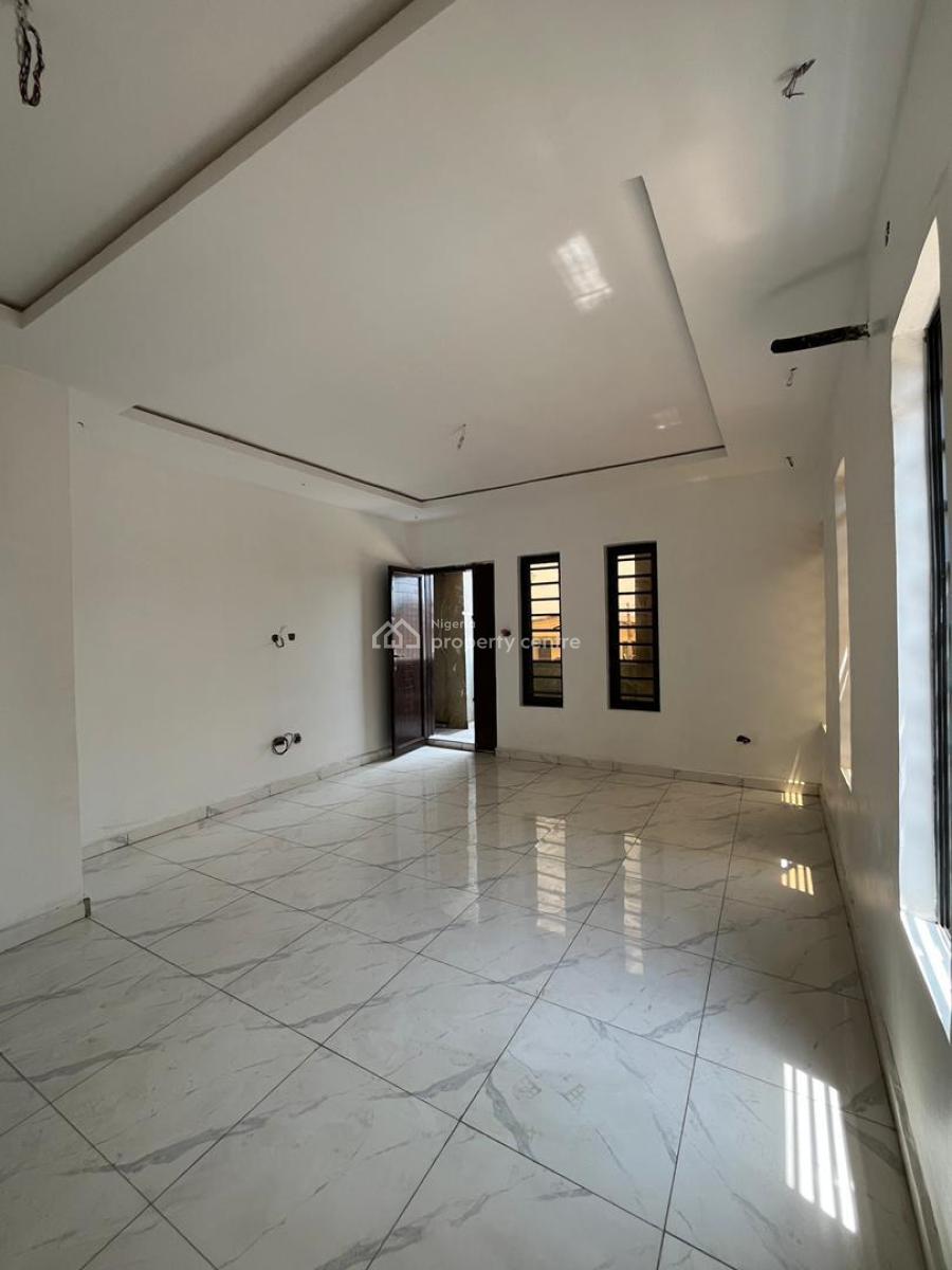 Exclusive 2 Bedroom Apartment in a Gated Neighborhood., Gbagada, Lagos, Flat / Apartment for Sale