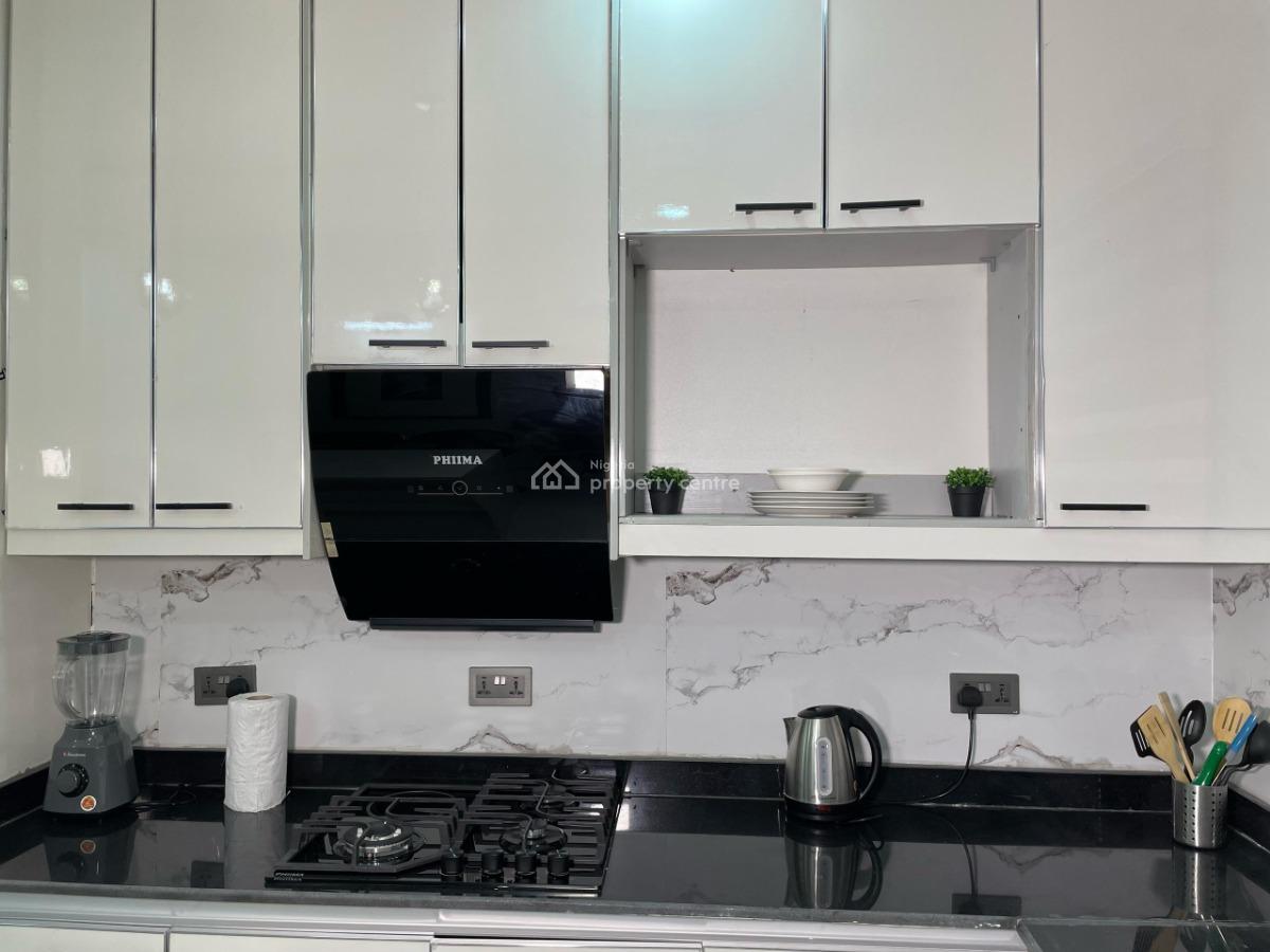 Luxury and Cozy 2 Bedroom Apartment with 24hrs Power Supply, Ikeja Gra, Ikeja, Lagos, Flat / Apartment Short Let