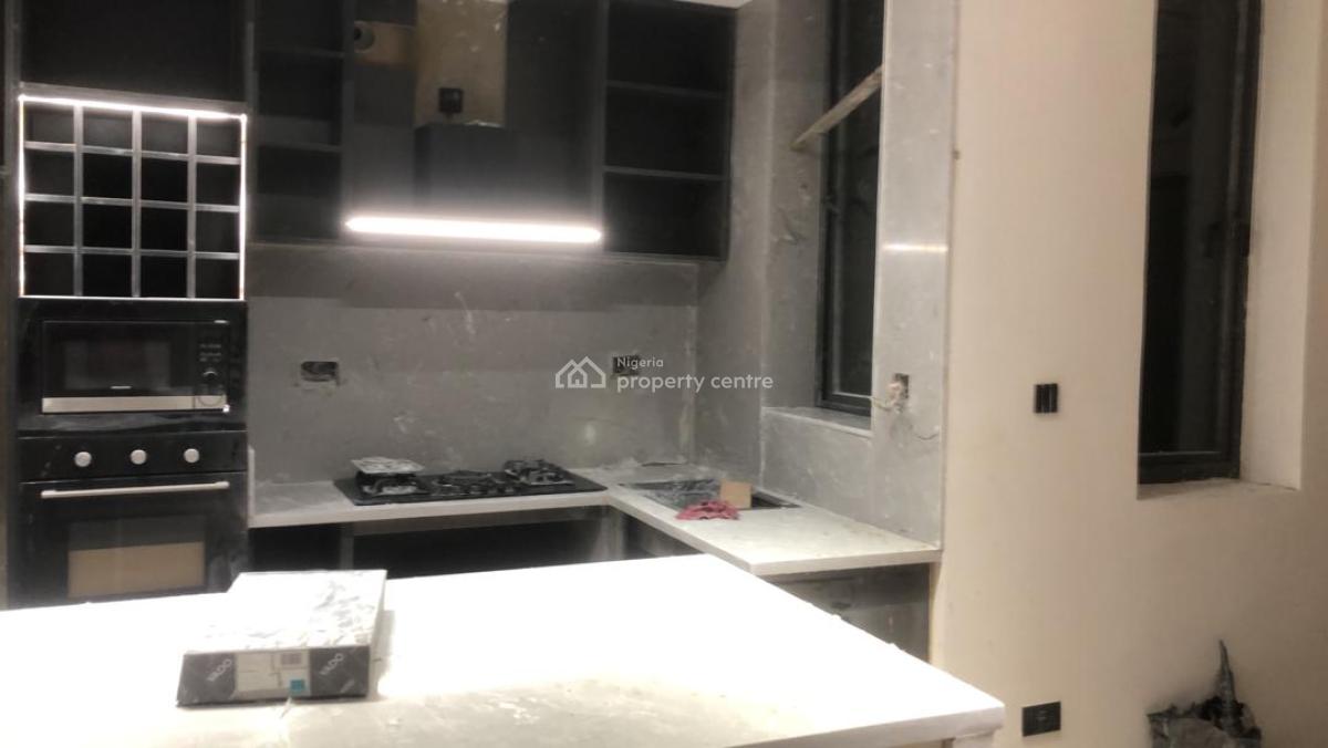 2 Bedroom Maisonette, Lekki Phase 1, Lekki, Lagos, Flat / Apartment for Rent