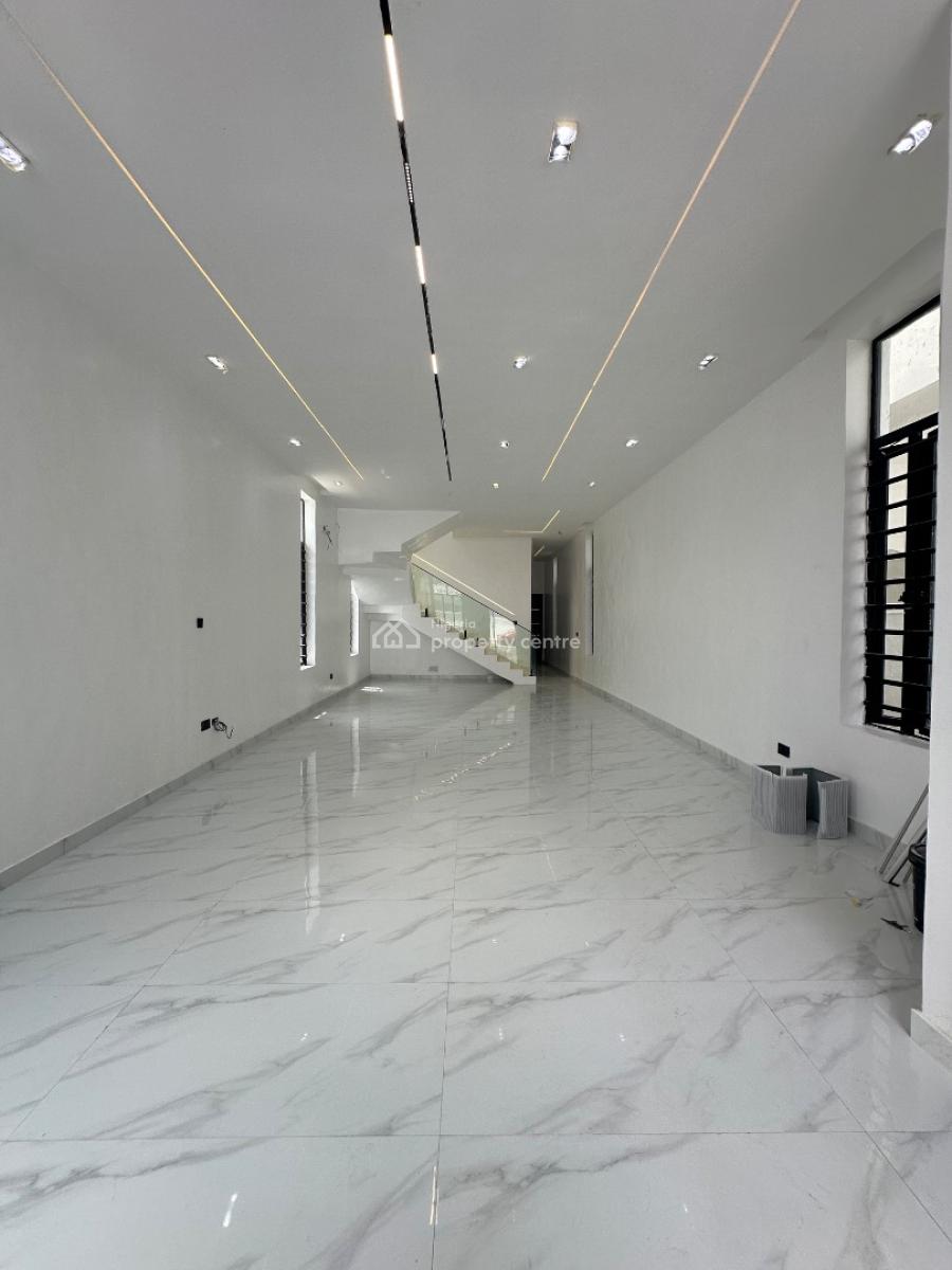 Spaciously Built 5 Bedroom Detached Duplex with Bq, Ikota, Lekki, Lagos, Detached Duplex for Sale