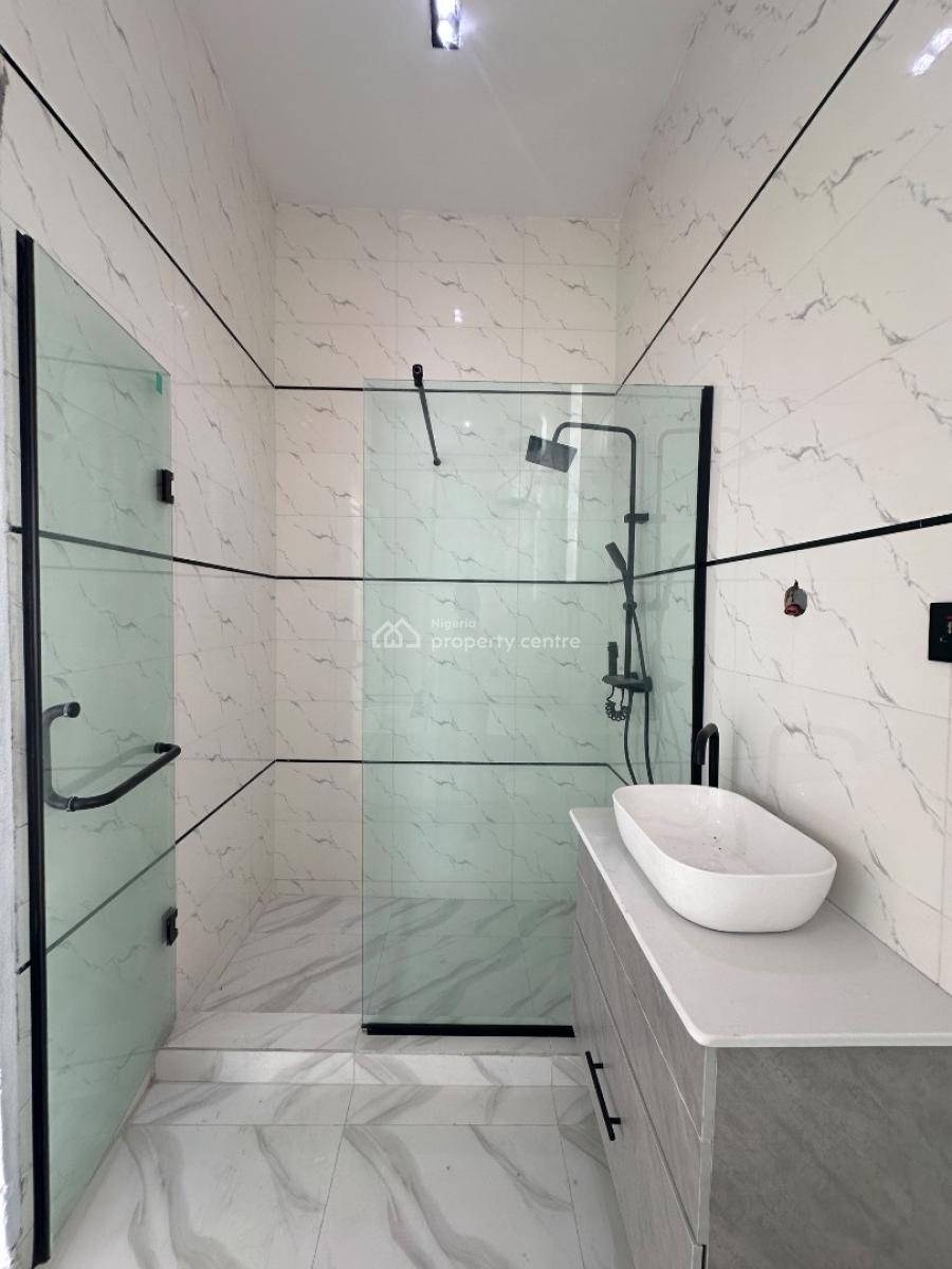 Spaciously Built 5 Bedroom Detached Duplex with Bq, Ikota, Lekki, Lagos, Detached Duplex for Sale