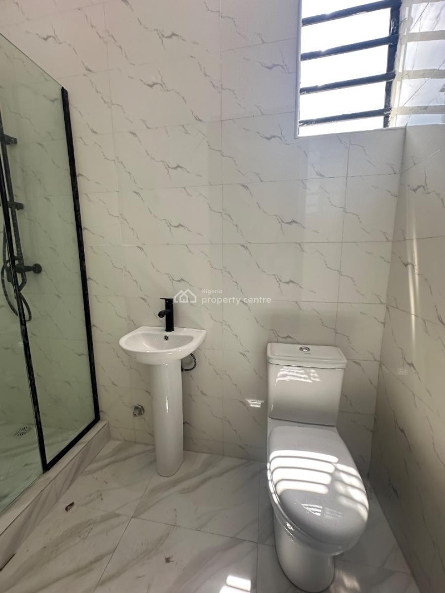 Spaciously Built 5 Bedroom Detached Duplex with Bq, Ikota, Lekki, Lagos, Detached Duplex for Sale