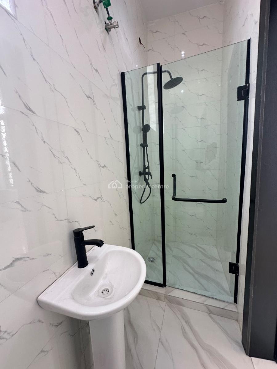 Spaciously Built 5 Bedroom Detached Duplex with Bq, Ikota, Lekki, Lagos, Detached Duplex for Sale