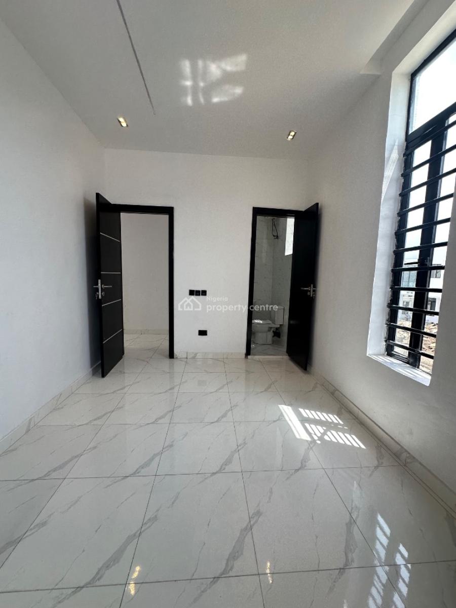 Spaciously Built 5 Bedroom Detached Duplex with Bq, Ikota, Lekki, Lagos, Detached Duplex for Sale