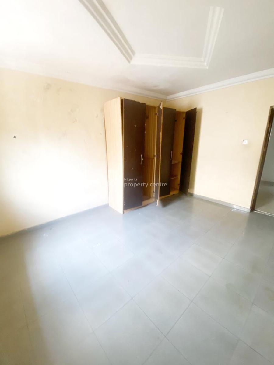 3 Bedroom Apartment, Omole Phase 2, Ikeja, Lagos, Flat / Apartment for Rent