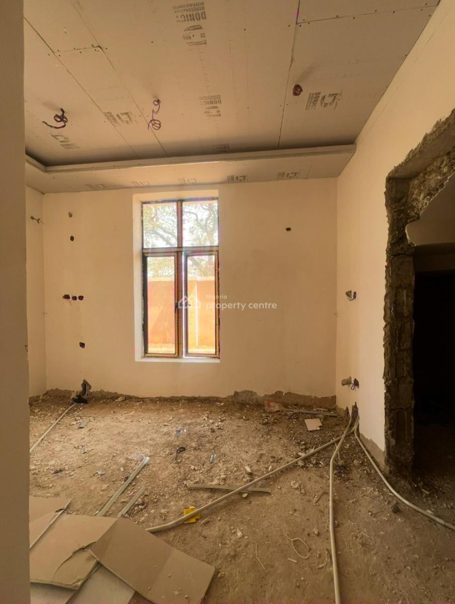 5 Bedroom Semidetached Duplex with Ensuite Bq, Kukwaba, Abuja, Semi-detached Duplex for Sale