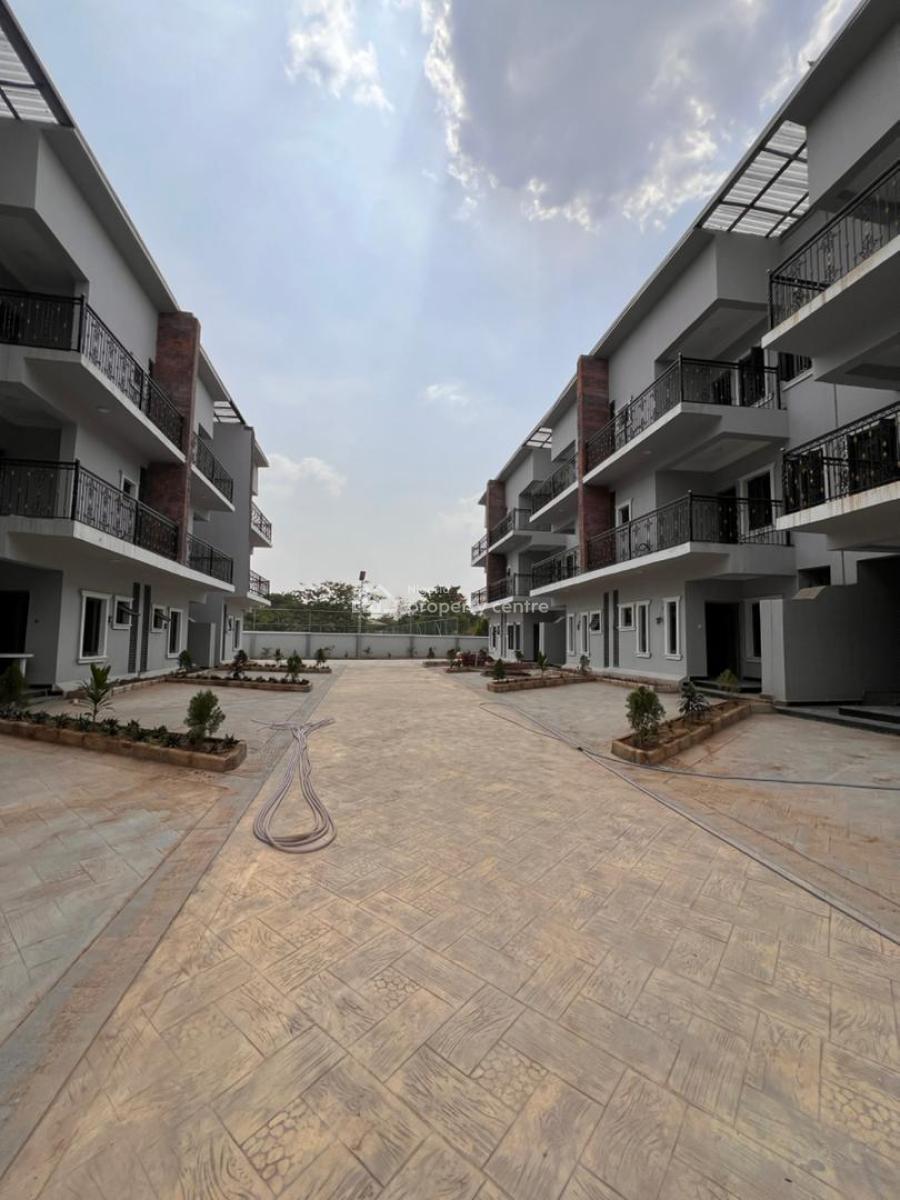 Tastefully Finished 4-bedroom Terraced Duplex with Bq & Private Space, Off Herbert Macaulay Way, Wuse, Abuja, Terraced Duplex for Sale