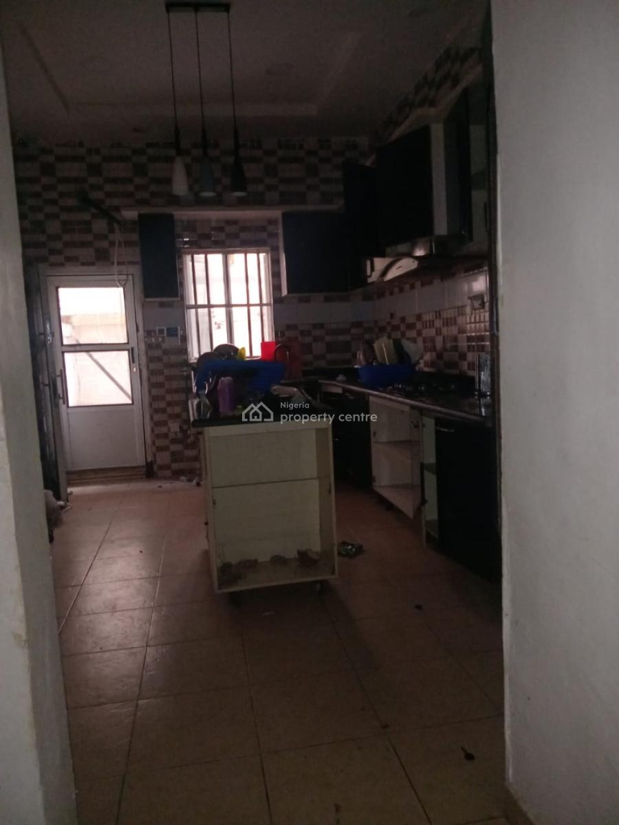 Shared Apartments  Check Description for Options, Chevy View, Chevron, Lekki, Lagos, Flat / Apartment for Rent