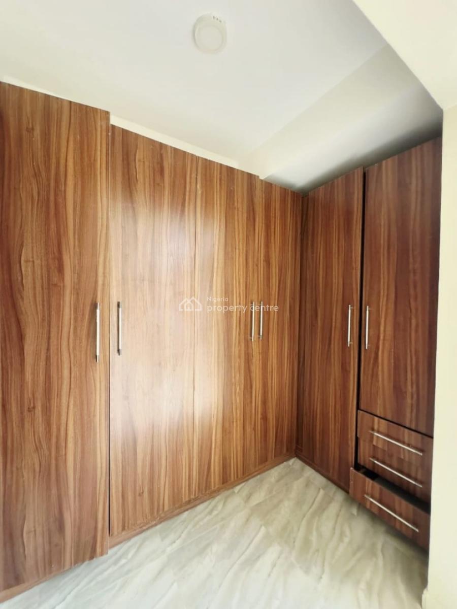 Spacious 4 Bedroom Terraced Duplex, Lekki Phase 1, Lekki, Lagos, Terraced Duplex for Sale