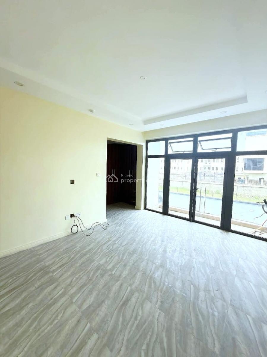 Spacious 4 Bedroom Terraced Duplex, Lekki Phase 1, Lekki, Lagos, Terraced Duplex for Sale