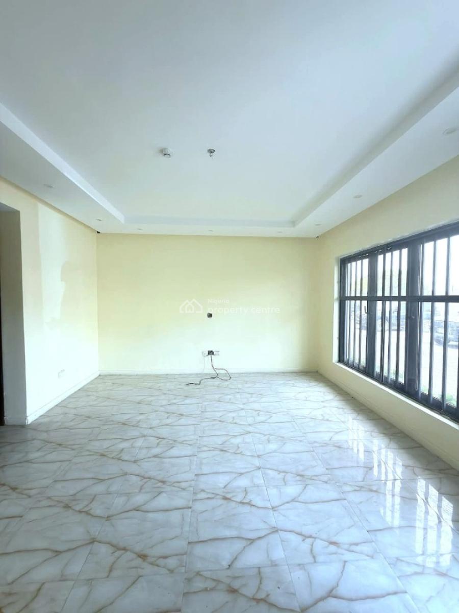 Spacious 4 Bedroom Terraced Duplex, Lekki Phase 1, Lekki, Lagos, Terraced Duplex for Sale