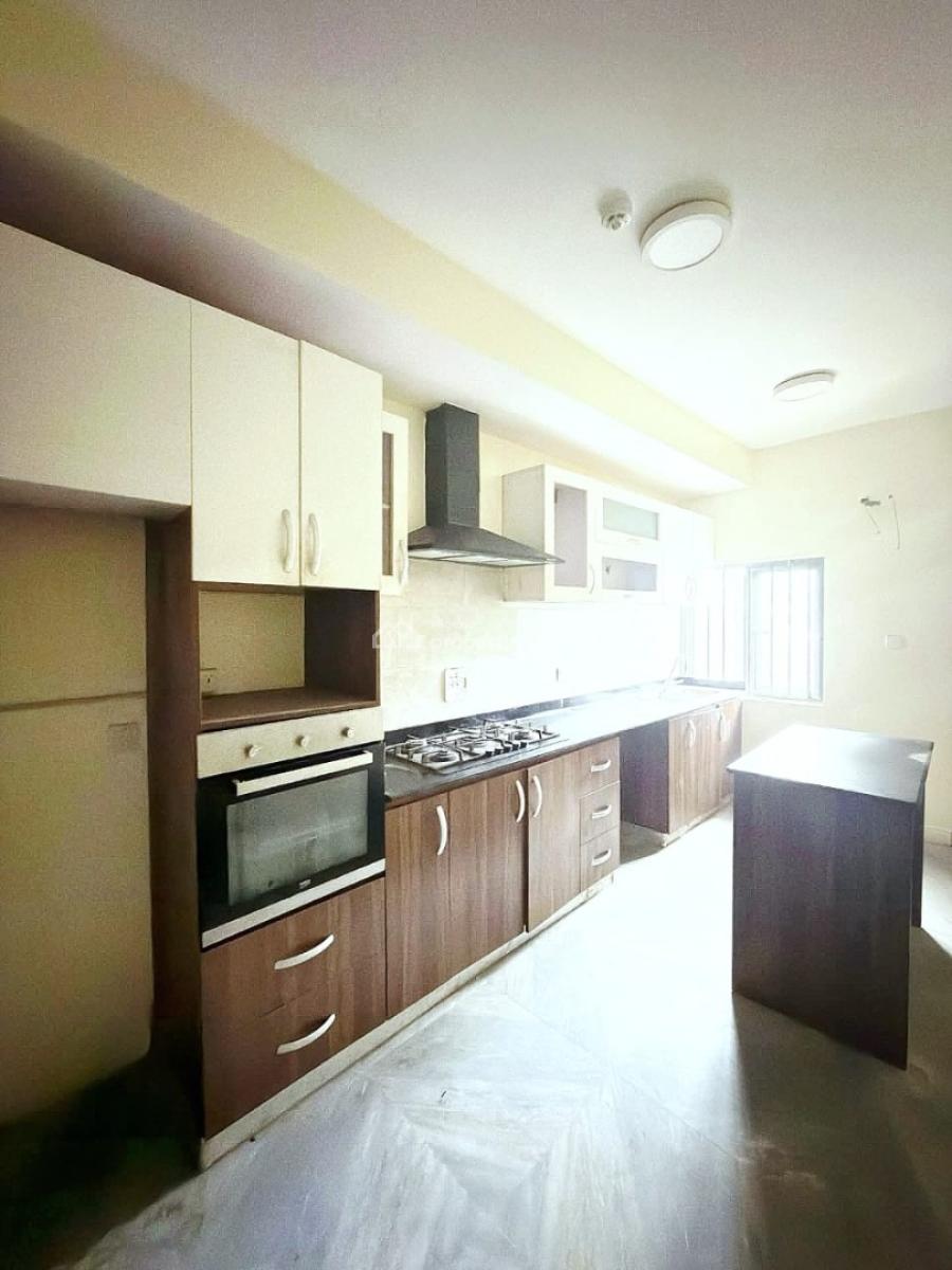 Spacious 4 Bedroom Terraced Duplex, Lekki Phase 1, Lekki, Lagos, Terraced Duplex for Sale