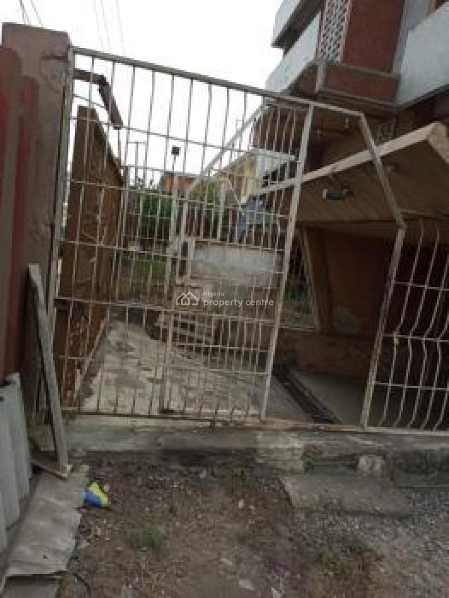 Office Complex, Off Ikorodu Road, Palmgrove, Shomolu, Lagos, Plaza / Complex / Mall for Rent