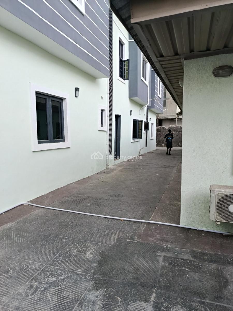 Luxury 2 Bedroom Apartment, Lekki Phase 1, Lekki, Lagos, Flat / Apartment for Rent