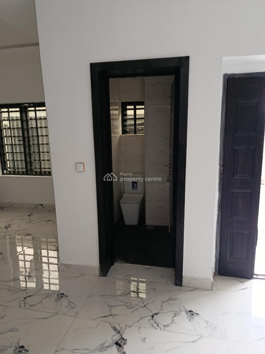 Luxury 2 Bedroom Apartment, Lekki Phase 1, Lekki, Lagos, Flat / Apartment for Rent