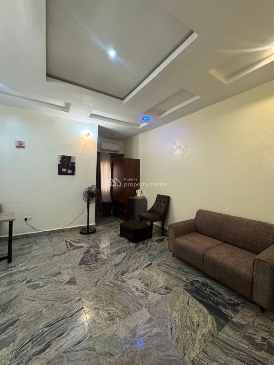 Fully Furnished  Tastefully Finished Spacious Standard Built:  3 Bedroom Flat, By Gilmor, Jahi, Abuja, Flat / Apartment for Rent