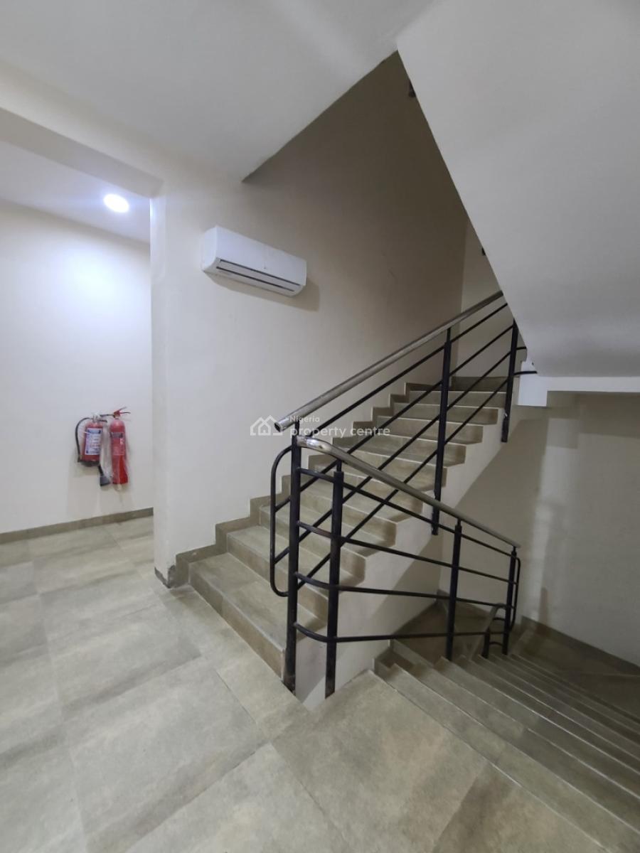 Brand New 3 Bedroom Apartment + Bq, Lekki Phase 1, Lekki, Lagos, Flat / Apartment for Sale
