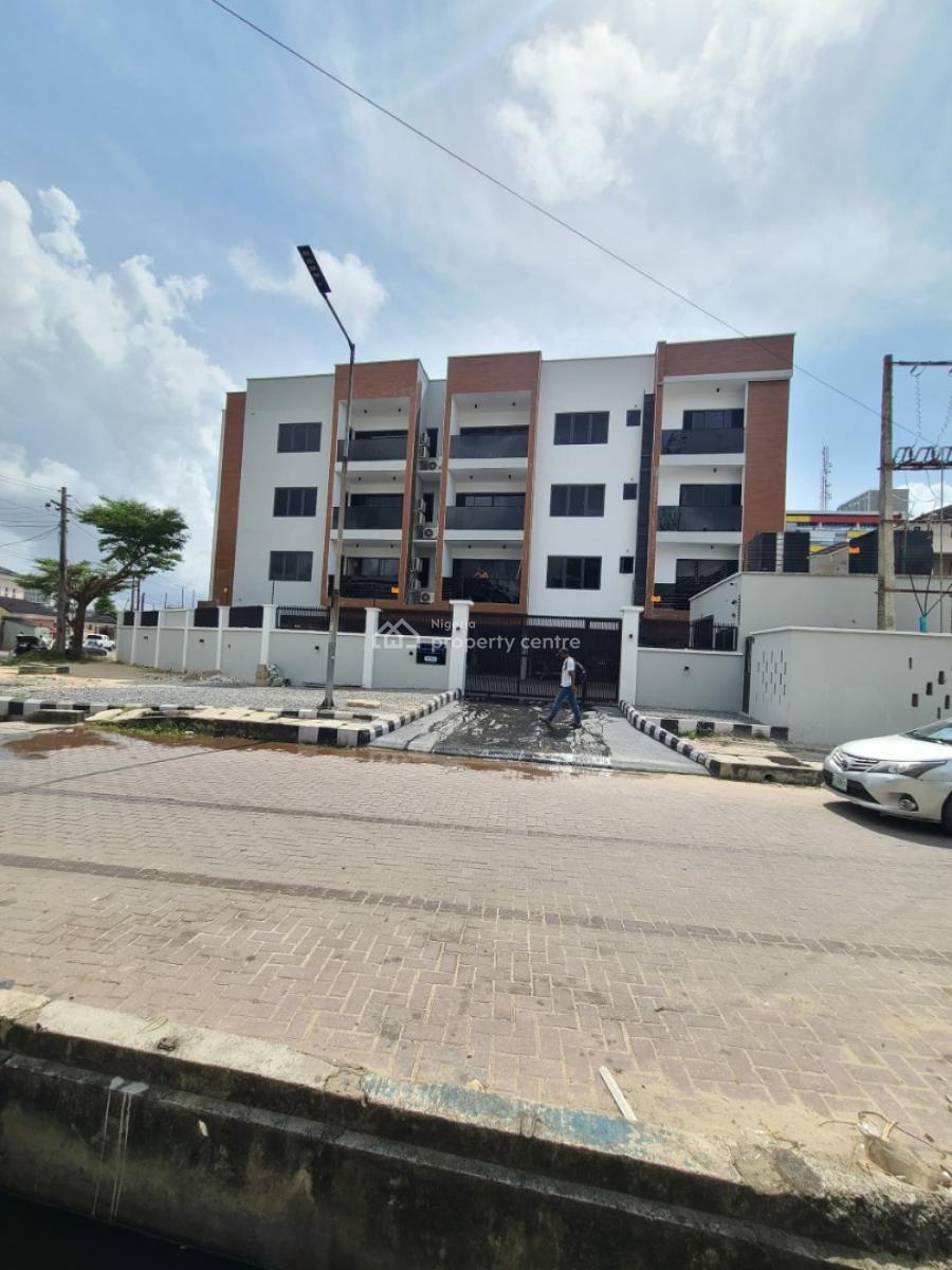 Brand New 3 Bedroom Apartment + Bq, Lekki Phase 1, Lekki, Lagos, Flat / Apartment for Sale