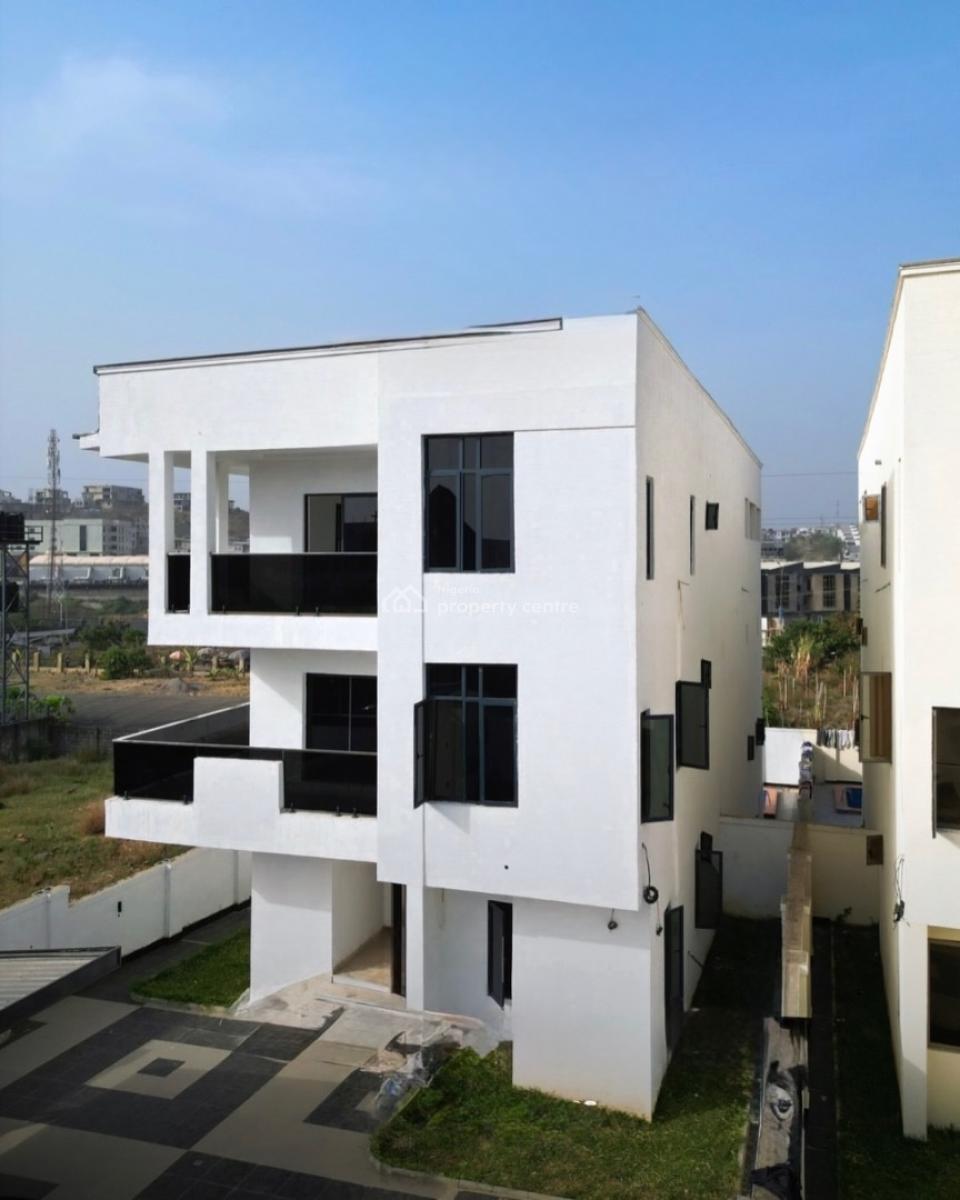 Exquisite 5-bedroom Fully Detached Duplex, Guzape District, Abuja, Detached Duplex for Sale