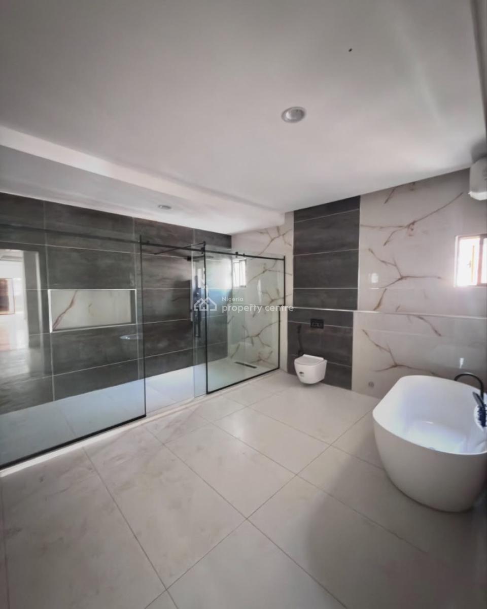 Exquisite 5-bedroom Fully Detached Duplex, Guzape District, Abuja, Detached Duplex for Sale