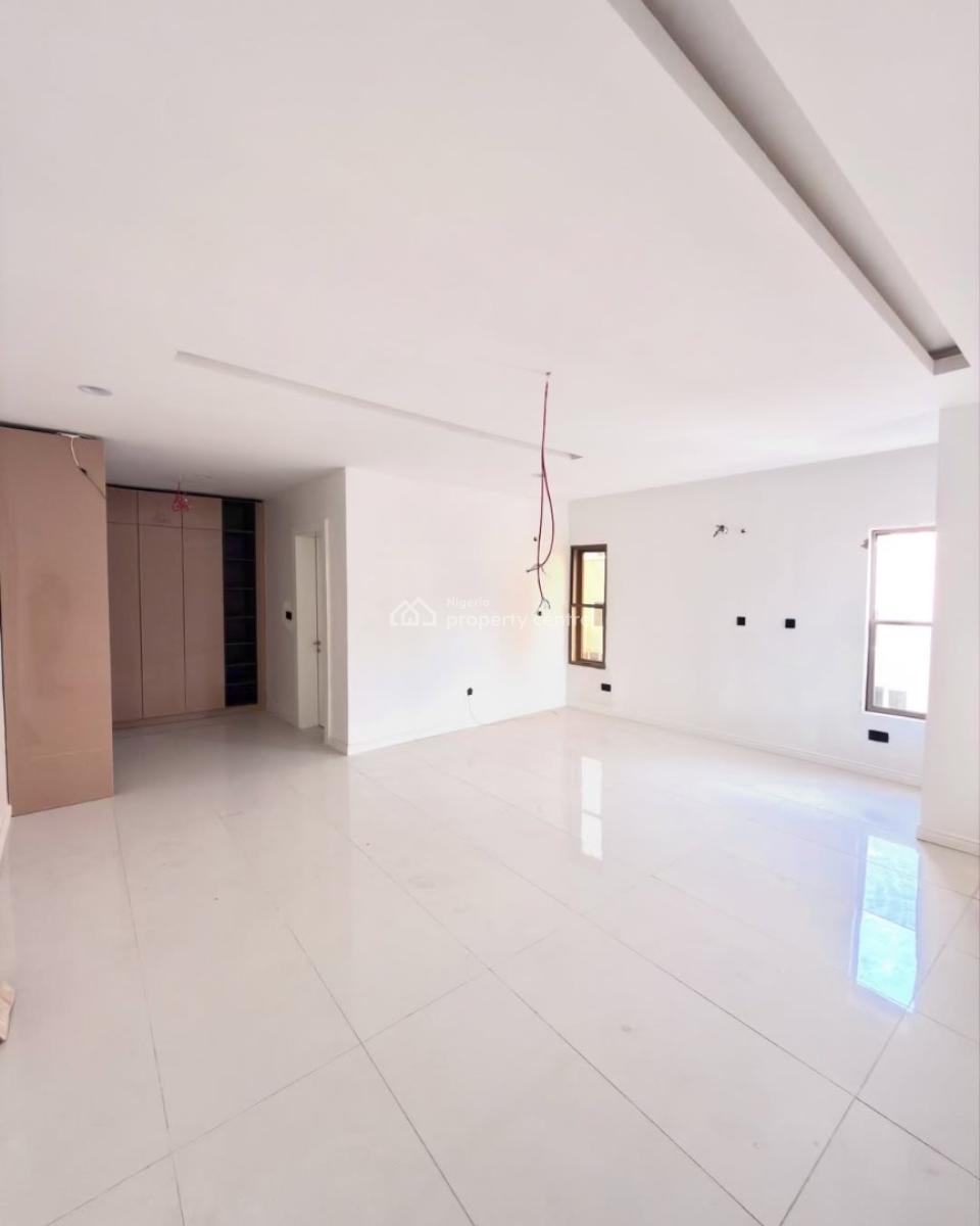 Exquisite 5-bedroom Fully Detached Duplex, Guzape District, Abuja, Detached Duplex for Sale