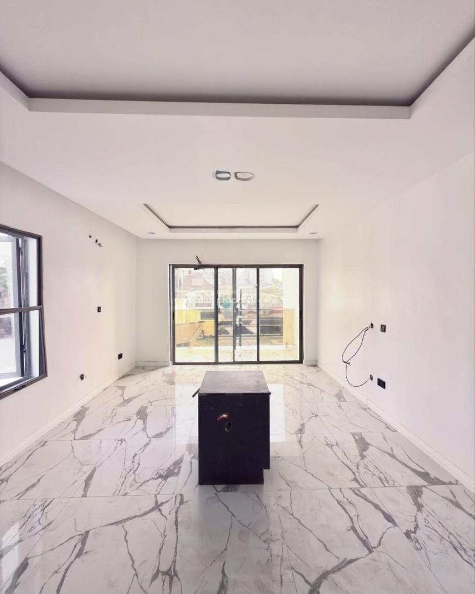 Exquisite 5-bedroom Fully Detached Duplex, Guzape District, Abuja, Detached Duplex for Sale