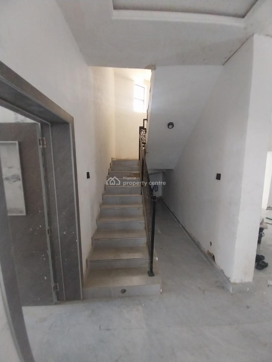 Luxury 3 Bedroom Apartment, Gbagada, Lagos, House for Sale