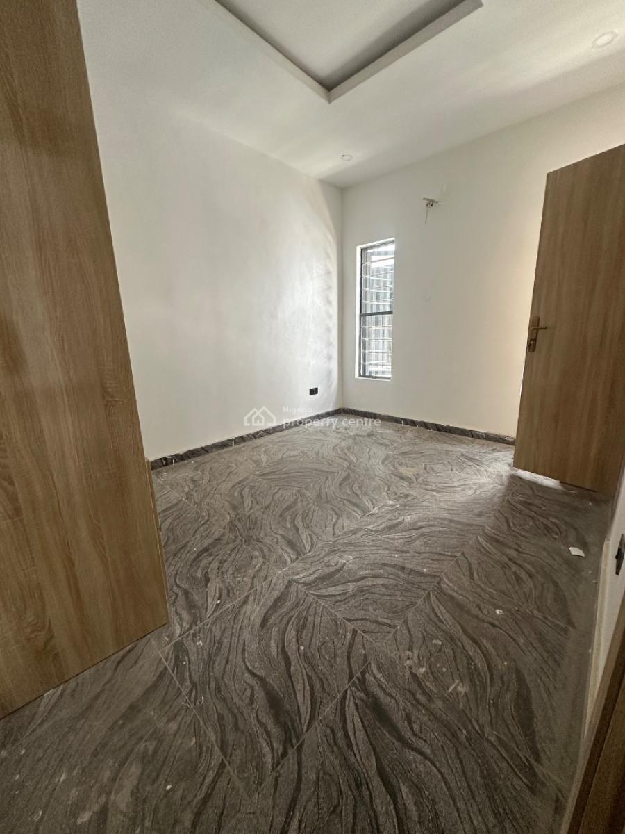 Specious 2 Bedroom Flat, Spg Ologolo, Lekki, Lagos, Flat / Apartment for Rent