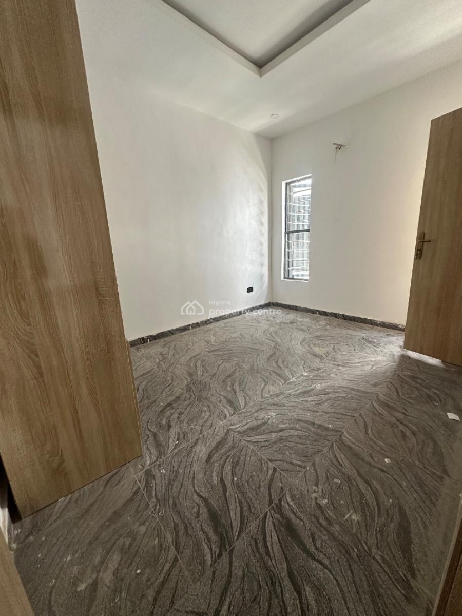 Specious 2 Bedroom Flat, Spg Ologolo, Lekki, Lagos, Flat / Apartment for Rent