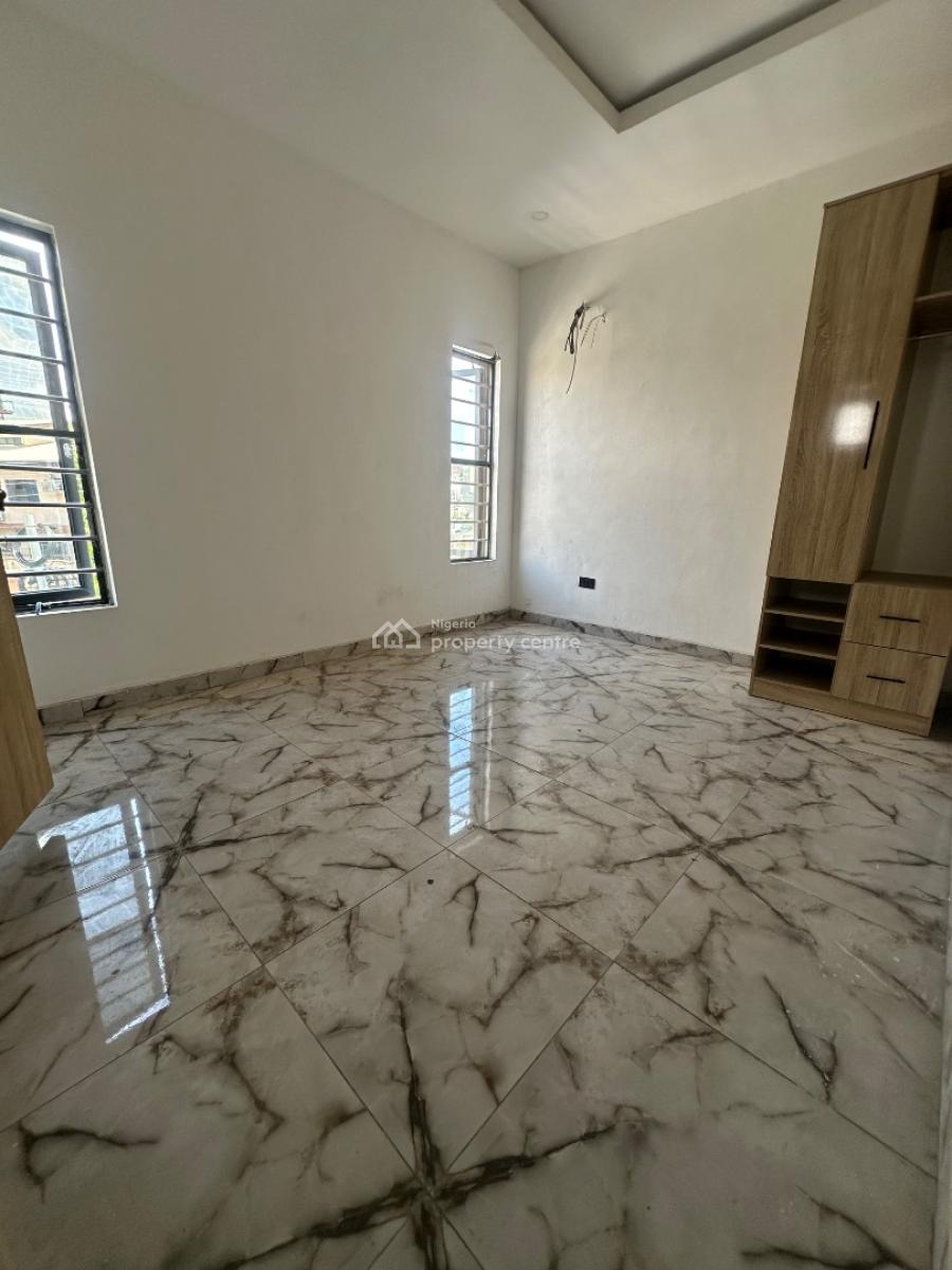 Specious 2 Bedroom Flat, Spg Ologolo, Lekki, Lagos, Flat / Apartment for Rent