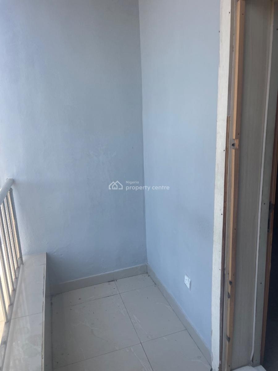 Spacious 2 Bedroom Apartment, Ikota Gra, Ikota, Lekki, Lagos, Flat / Apartment for Rent