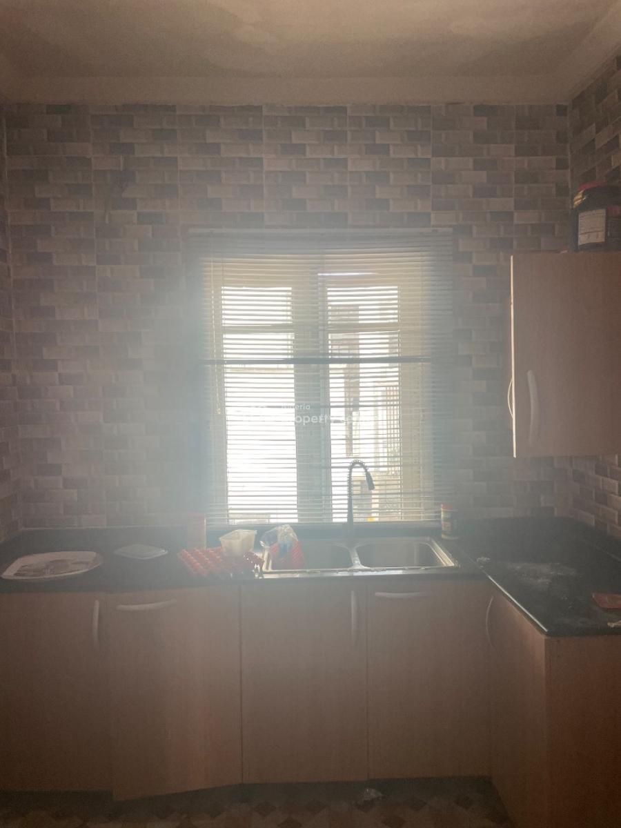 Spacious 2 Bedroom Apartment, Ikota Gra, Ikota, Lekki, Lagos, Flat / Apartment for Rent