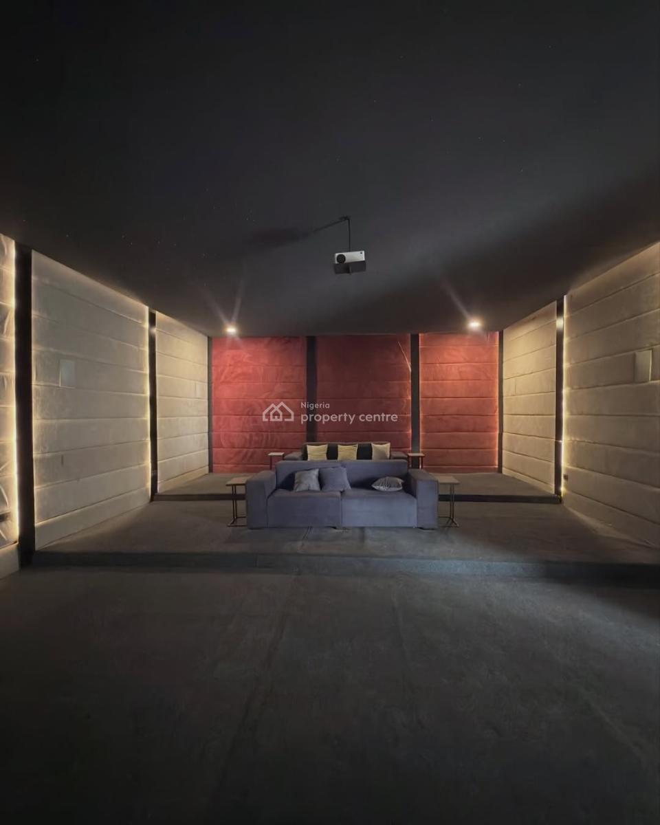 8 Bedroom Villa, Asokoro District, Abuja, House for Sale