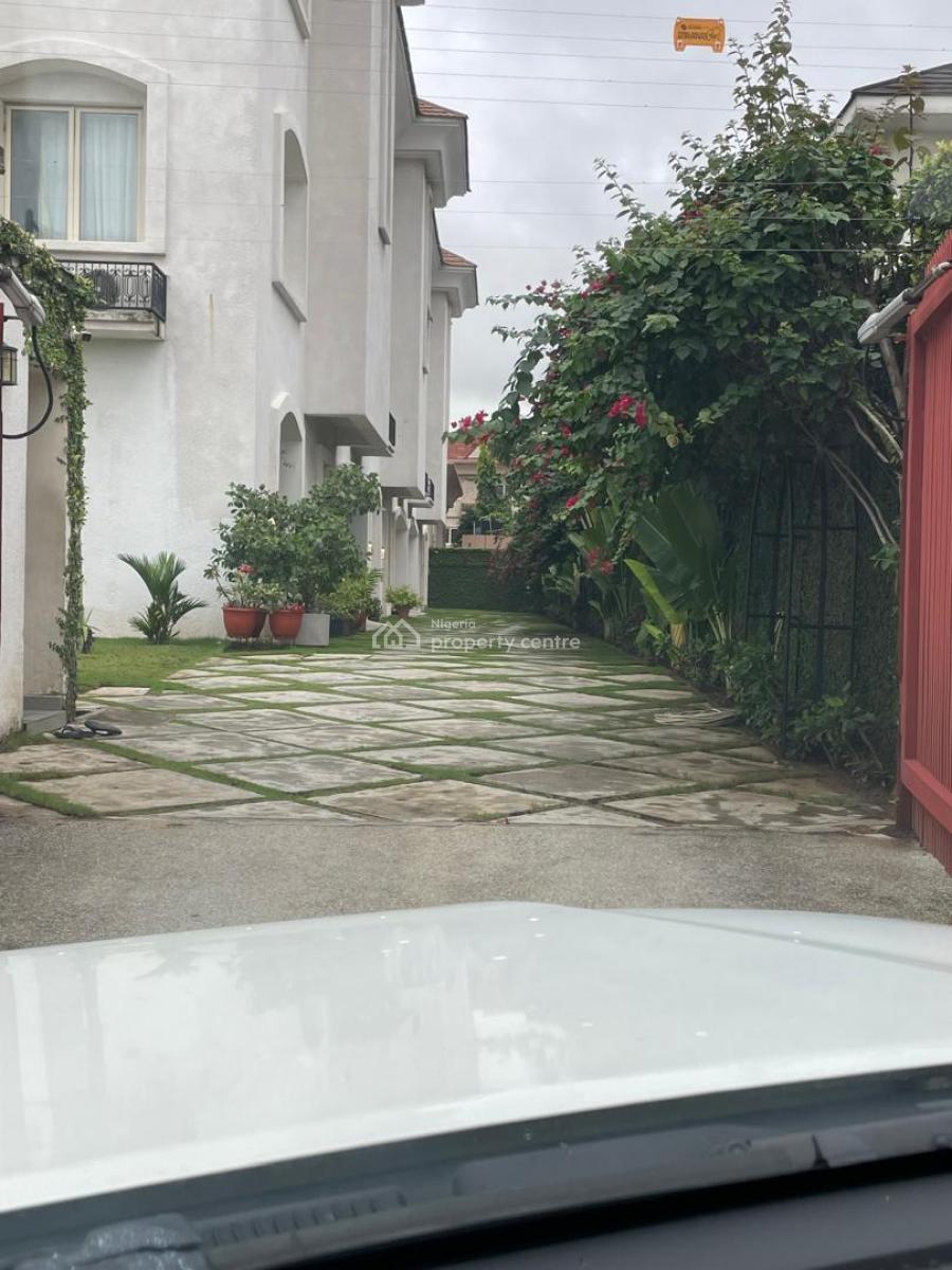 Furnished and Serviced 3 Bedroom Flat + Bq, Off Palace Road, Oniru, Victoria Island (vi), Lagos, Flat / Apartment for Rent