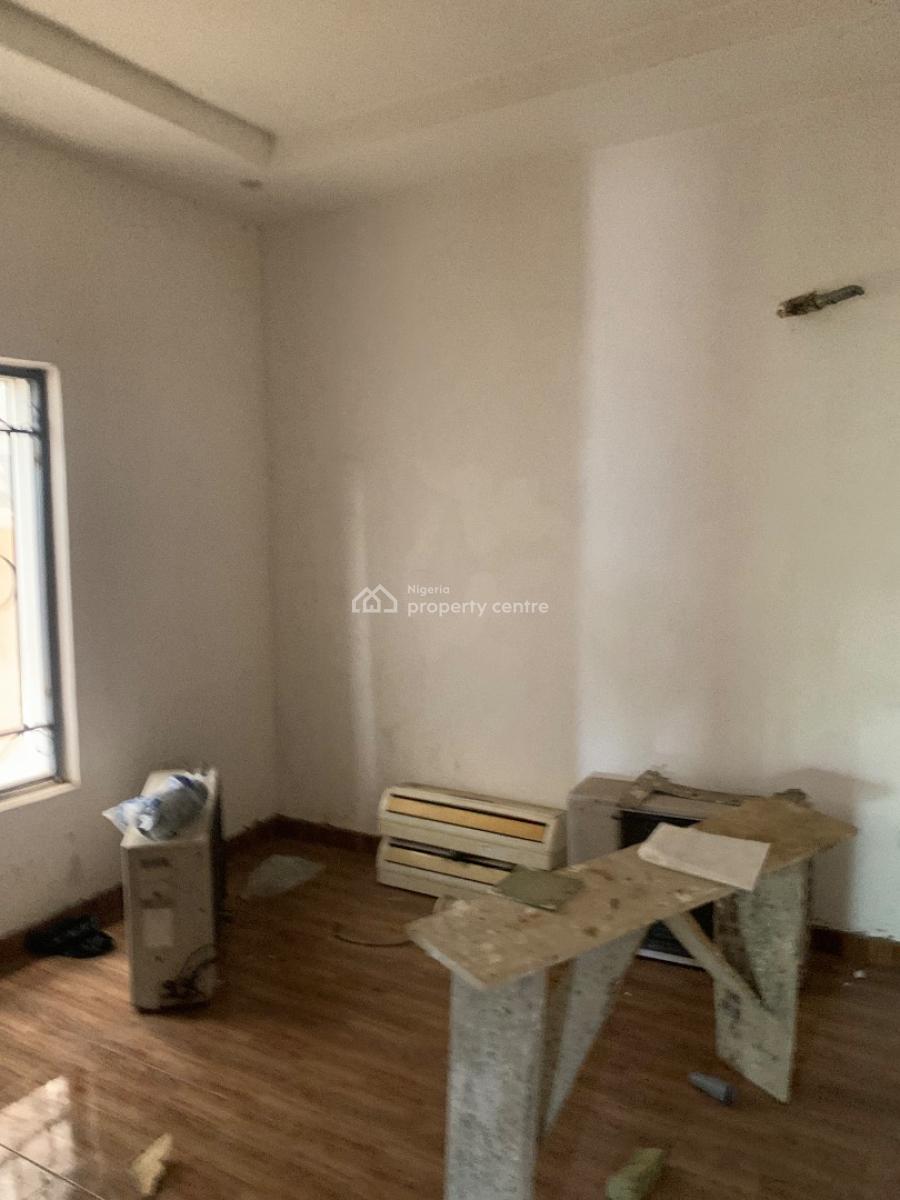 Contemporary Decent Standard 2 Bedroom Apartment, By Iyana Oworo, Gbagada, Lagos, Flat / Apartment for Rent