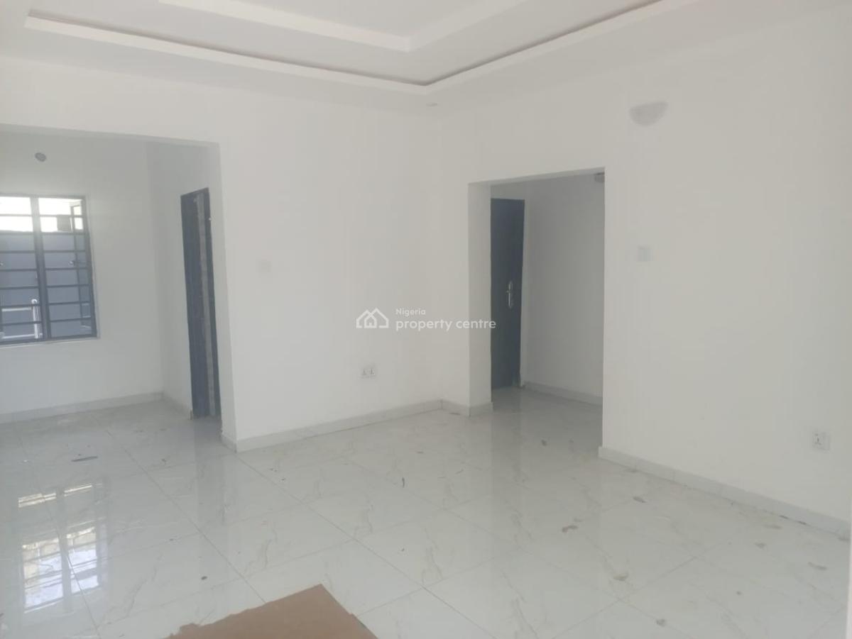 Newly Built Exquisite 2 Bedroom Apartment, Elemoro, Bogije, Ibeju Lekki, Lagos, Flat / Apartment for Rent