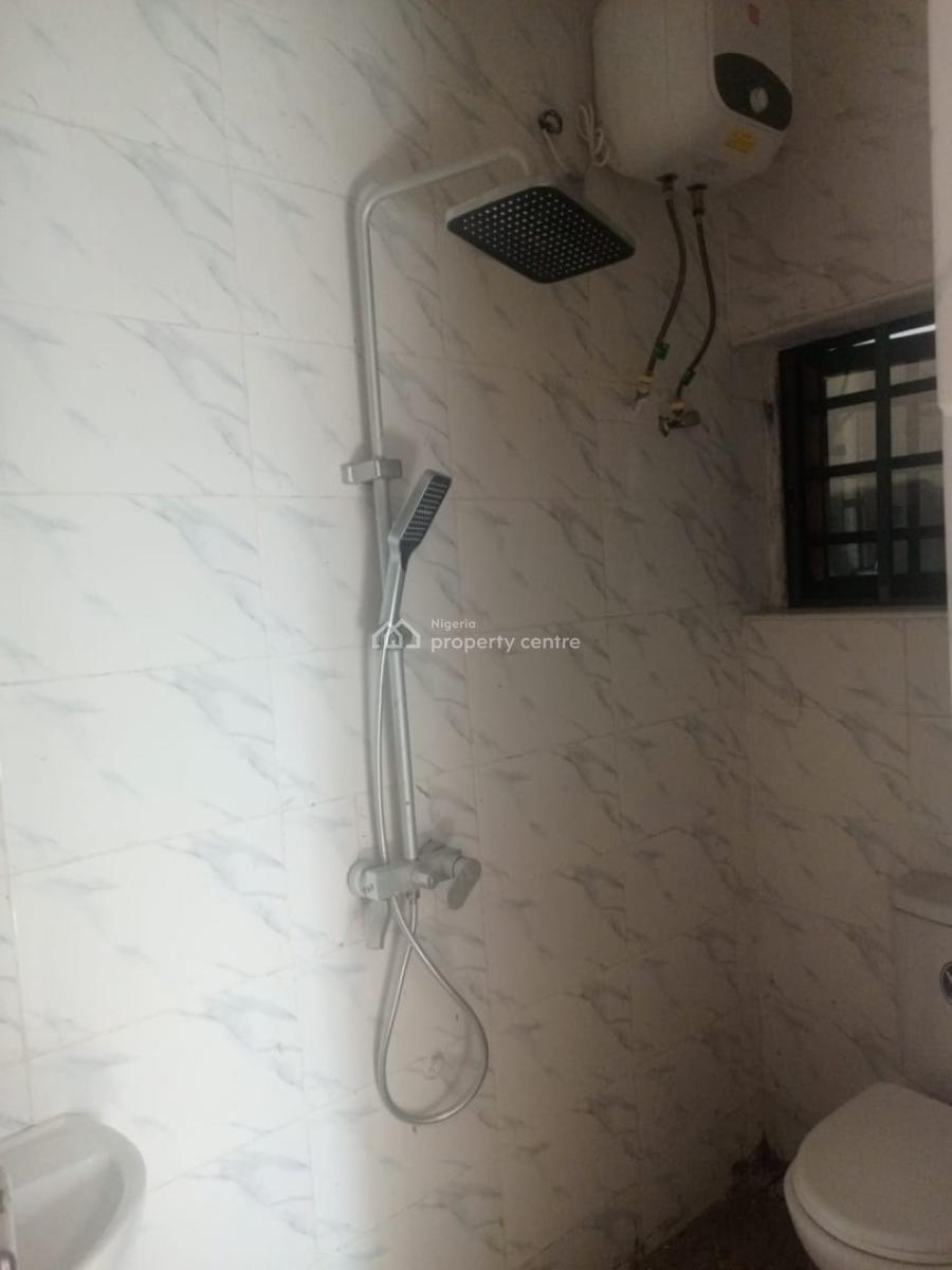 Newly Built Exquisite 2 Bedroom Apartment, Elemoro, Bogije, Ibeju Lekki, Lagos, Flat / Apartment for Rent