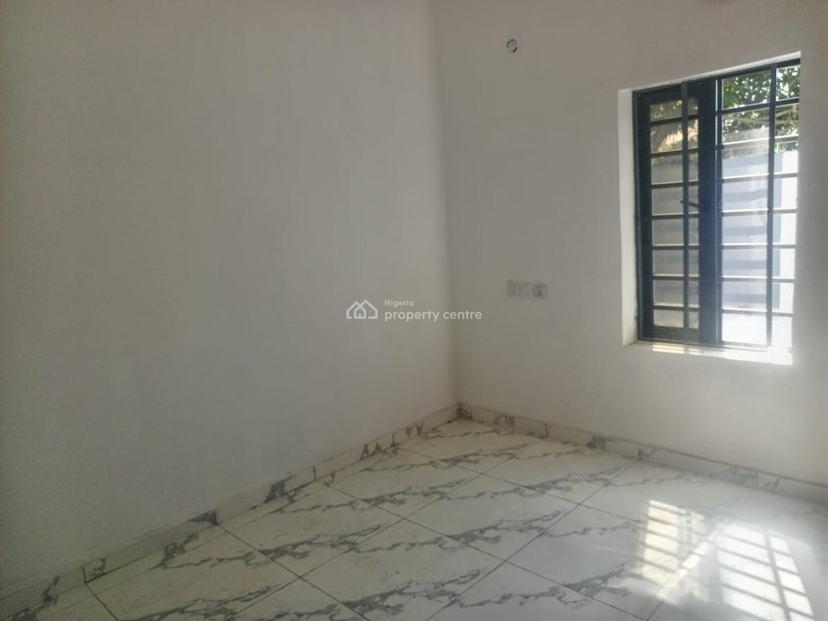 Newly Built Exquisite 2 Bedroom Apartment, Elemoro, Bogije, Ibeju Lekki, Lagos, Flat / Apartment for Rent