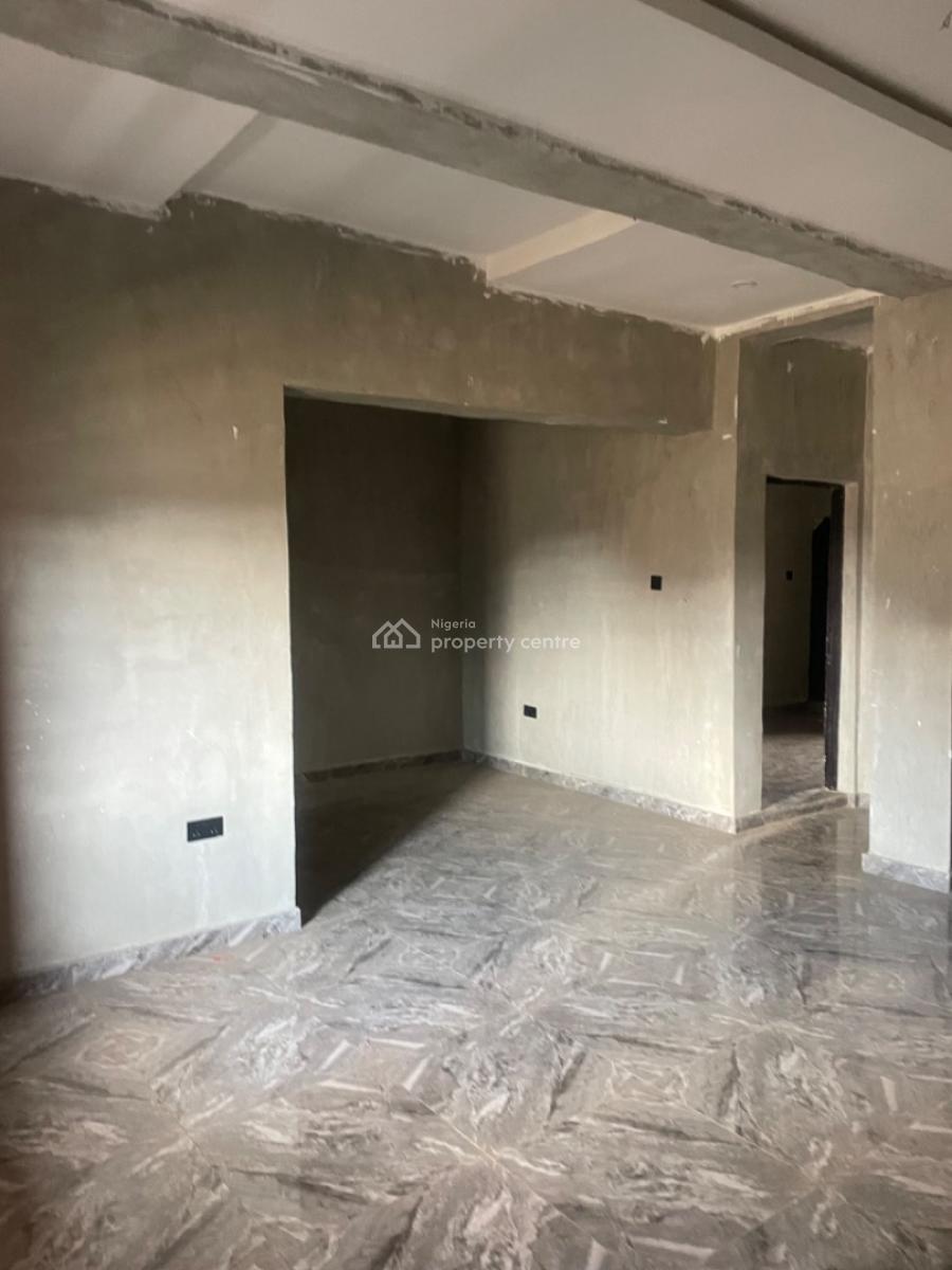 Exclusive 2 Bedroom Apartment, Yaba, Lagos, Flat / Apartment for Rent