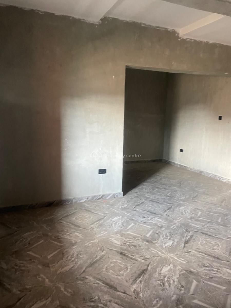 Exclusive 2 Bedroom Apartment, Yaba, Lagos, Flat / Apartment for Rent