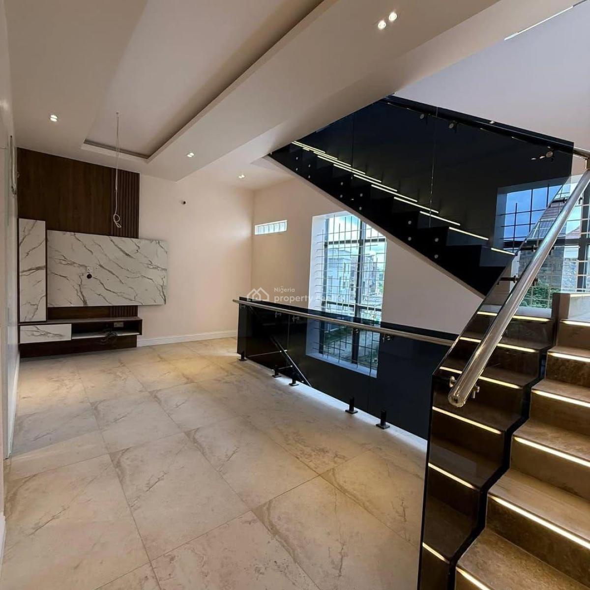 5bedroom Semi Detached Duplex, Guzape, Abuja, Guzape District, Abuja, House for Sale