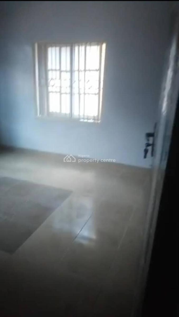Lovely 3 Bedroom Flat, Anthony, Maryland, Lagos, Flat / Apartment for Rent