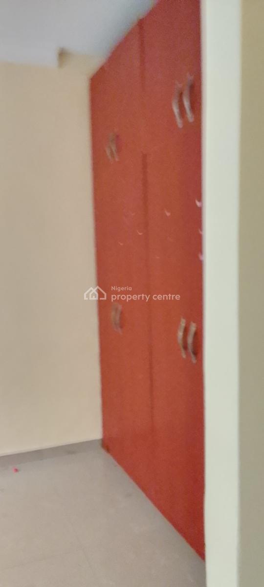 a Standard 3 Bedroom Flat, Chevron Drive, Bera Estate, Chevron, Lekki, Lagos, Flat / Apartment for Rent